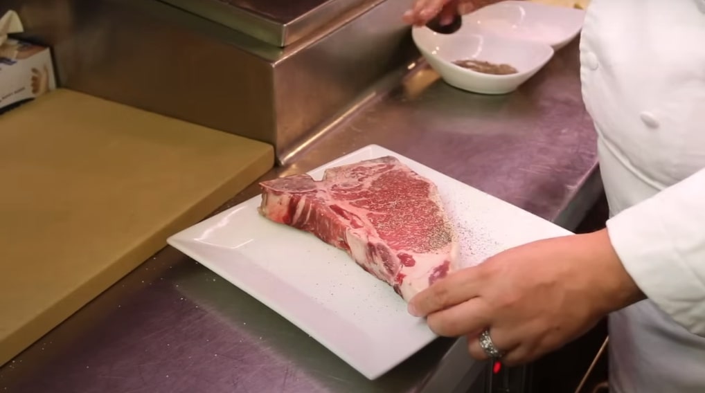 How Do You Cook T Bone Steak in Oven?