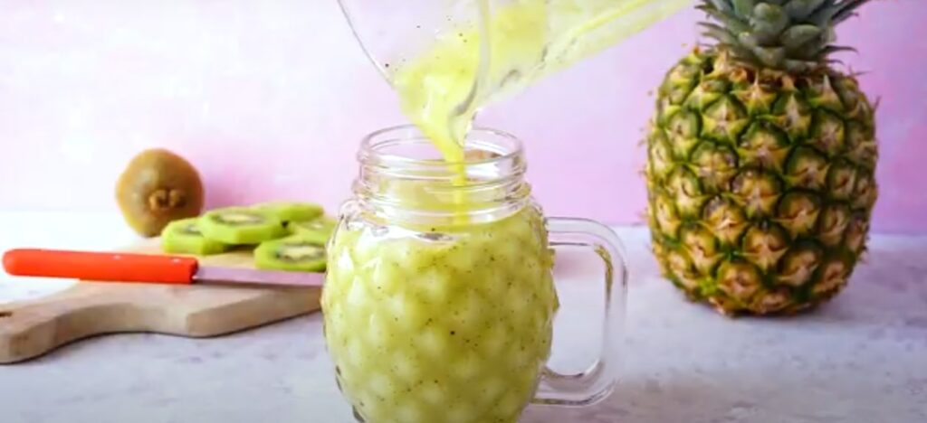 How to Make a Slushy Drink With a Blender?