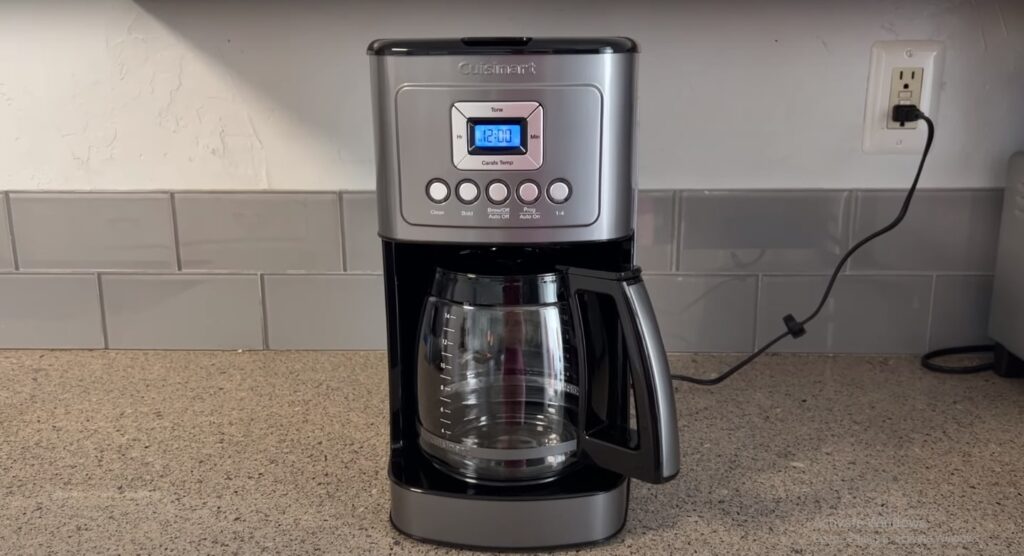 how to set timer on cuisinart coffee maker?